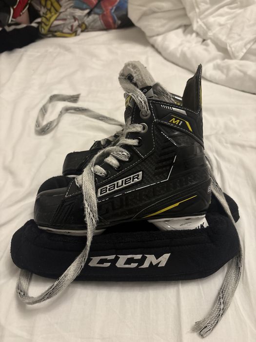Bauer supreme m1