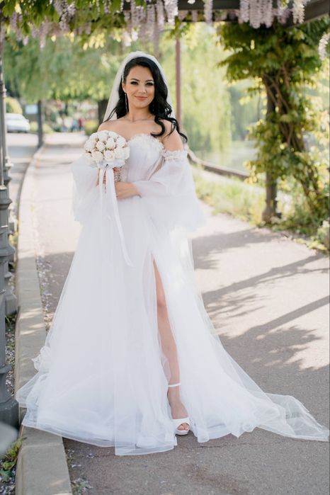 Rochie mireasa.