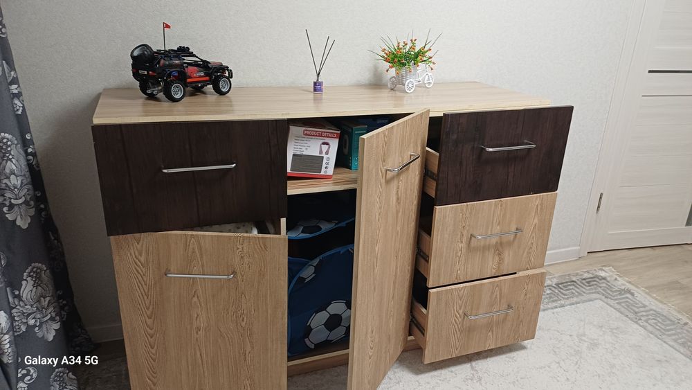 Комод продам большой