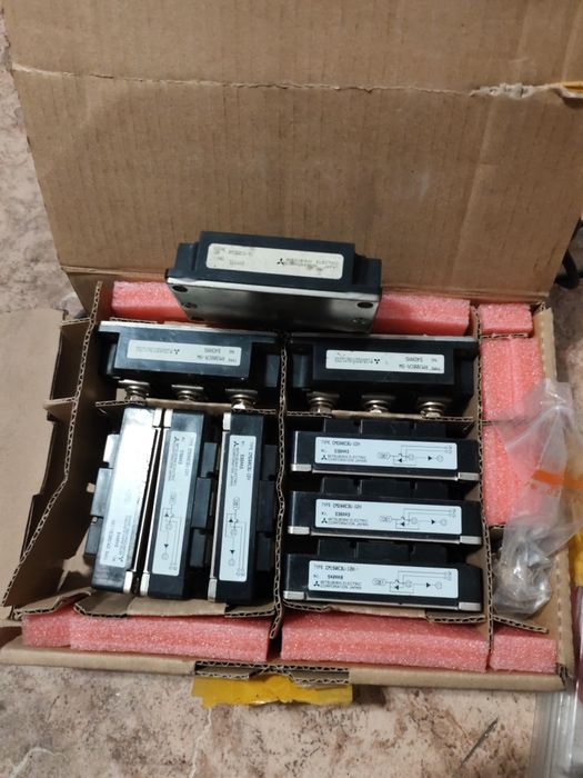 IGBT‑модули Mitsubishi CM150E3U-12H и RM300CA-9W