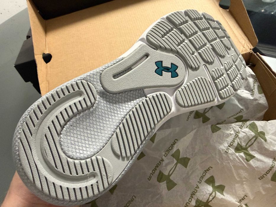 Under Armor HOVR Turbulence 2