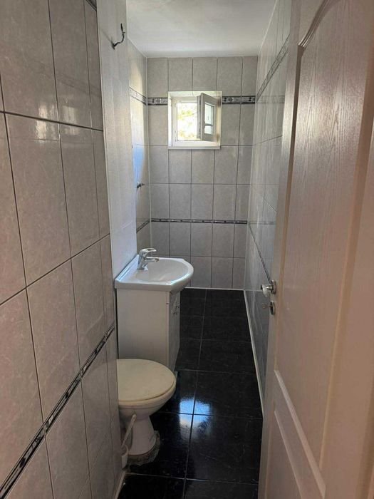 Apartament cu 2 camere,semidecomandat