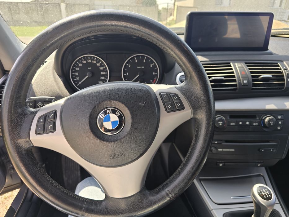 Vând 2 BMW Seria 1, 120i - 118i