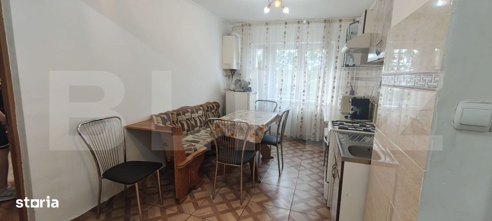 Apartament - 3 camere - etaj intermediar, zona Lama