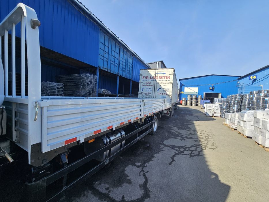 Продам кузов бортовой