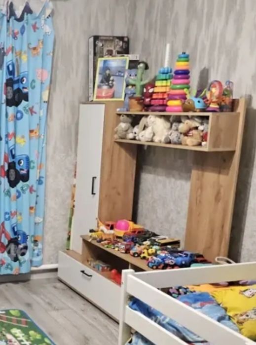 Продам стенку в хорошем состоянии