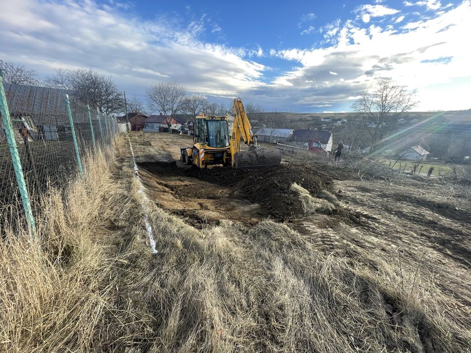 Inchiriez buldoexcavator