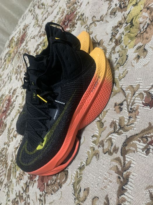 Беговые кроссовки 41 размер