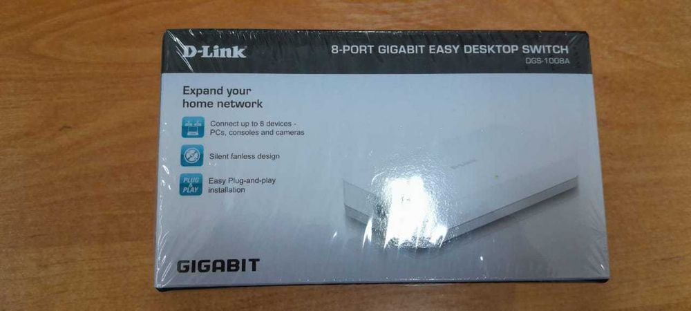 новый гигабитный свитч Switch 8 port D-Link DGS-1008A/F1A