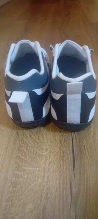 Маратонки 44 номер