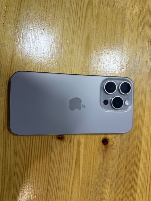 Iphone 15 pro 128 gb