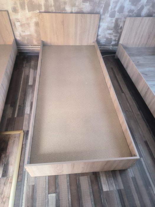 Pat 1 persoana cu saltea inclusa