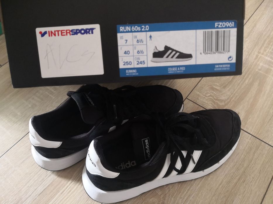 Adidas RUN 60 S marime 40