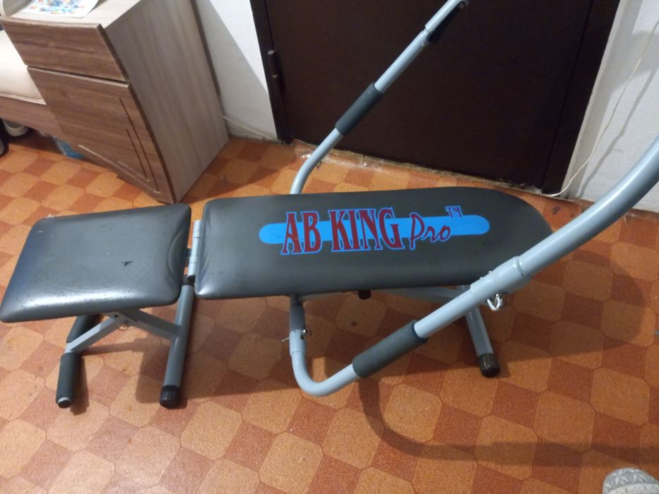 Продам тренажер для пресса