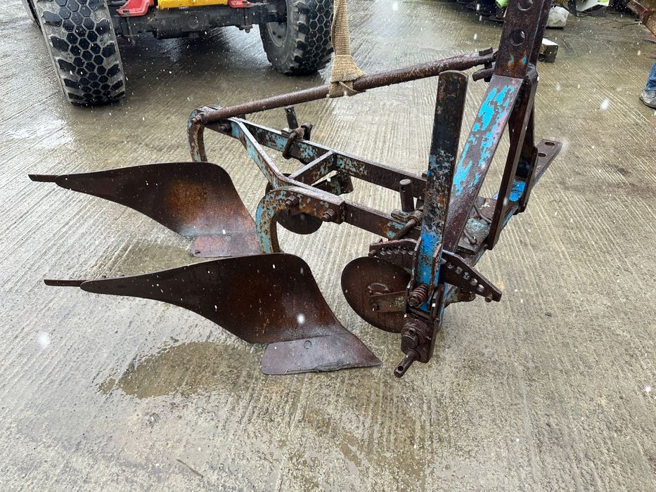 Plug 2 Brazde Simplu