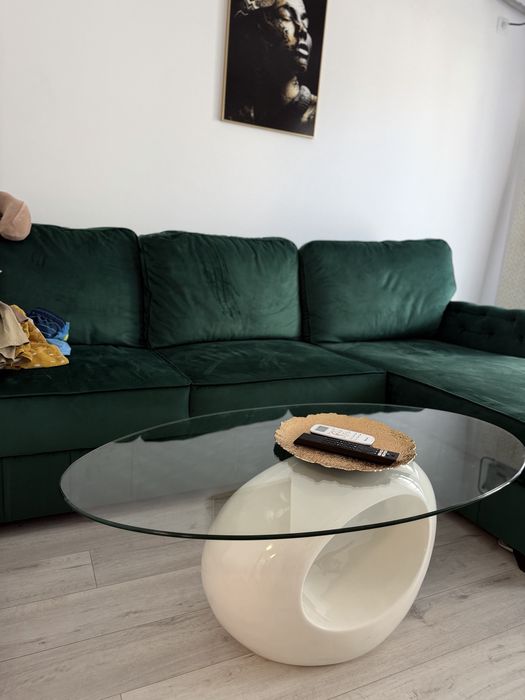 Masa sticla ovala