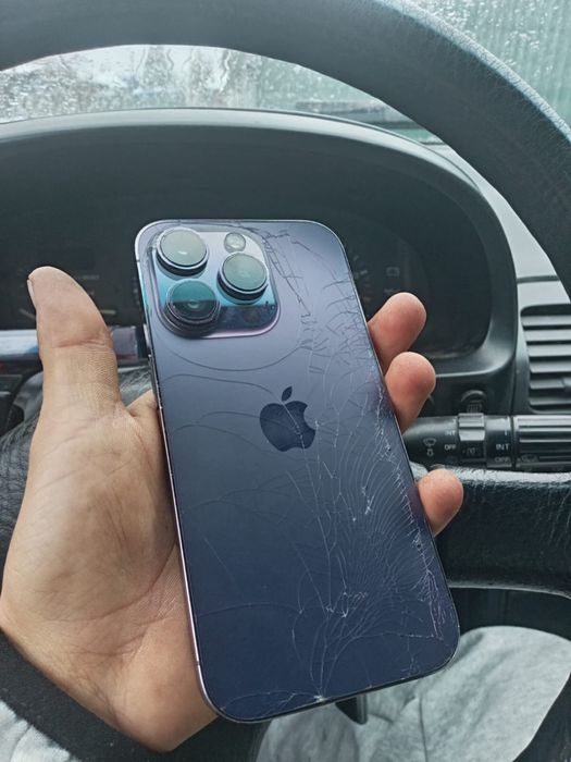 Обменяю iphone 14 pro