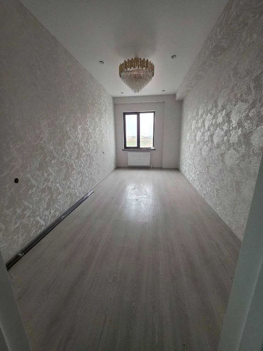 3 хоналик квартира 2 кават кирпичный дом, 7 микр