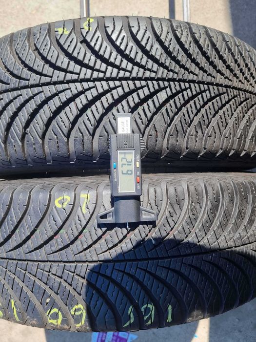 165/60 R15 • All Season • Goodyear Vector4Season Gen2 81T | 2 buc | Pret/buc
