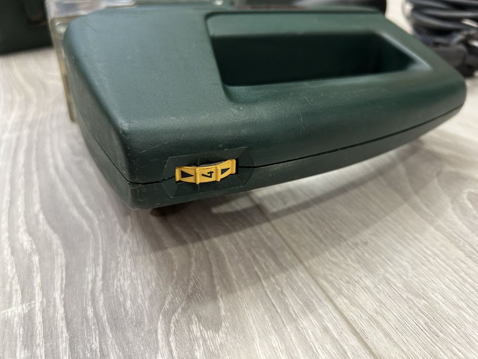 Зеге Metabo St EP455 с регулиране на оборотите[прободен/махален трион]