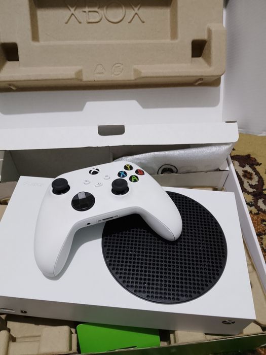 Продам Xbox series s!