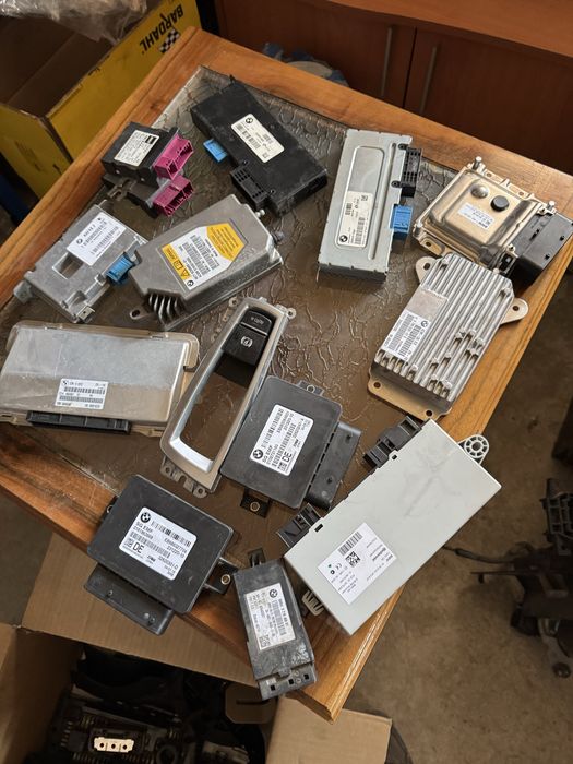 Модули за бмв ф10 ф11 феис