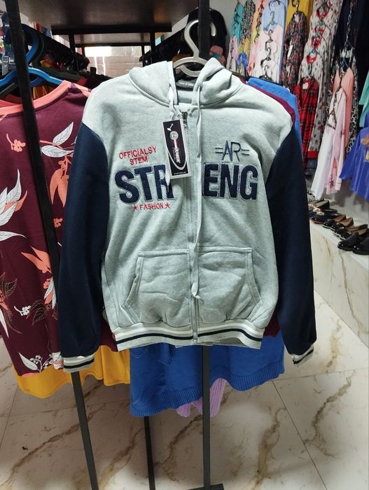 Ликвидация товаров Спортивные костюмы Китай