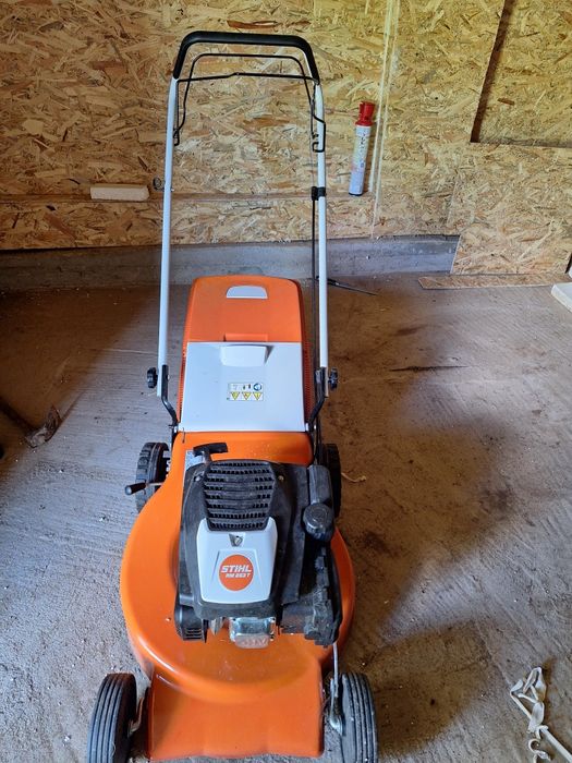 бензинова  косачка stihl