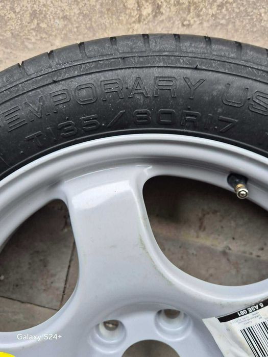 Летни гуми Bridgestone + резервна гума 17ка