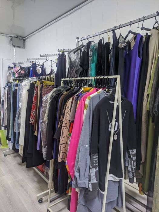 Оптом одежда разная