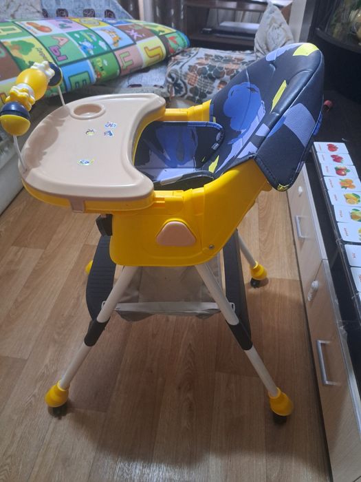 Продаеться Детский стул.