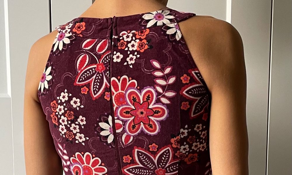 НОВА Рокля, есен-зима, размер XS