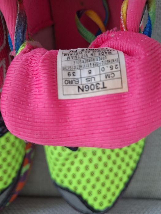 Asics  номер 39 стелка 25 см