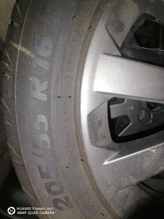 Urgebt: Jante aliaj Renaut Megaje 2 16" 4 x 100 cm cu cauciucuri Noi P