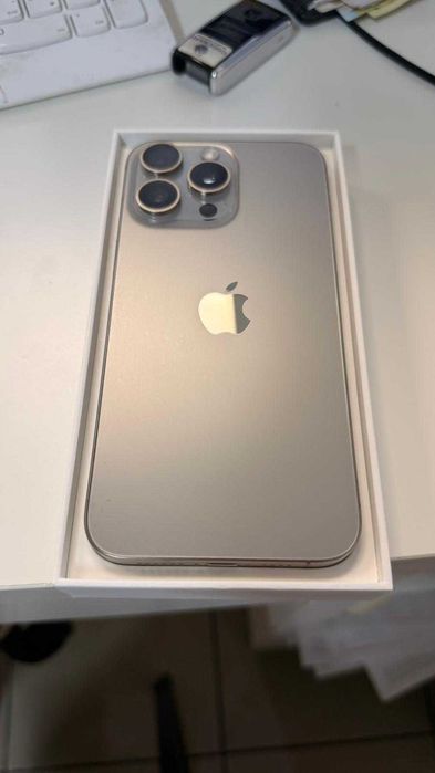 Iphone 15 pro max 256gb impecabil