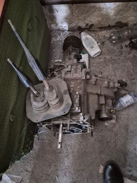 Митсубиси Раздатка l200 ..