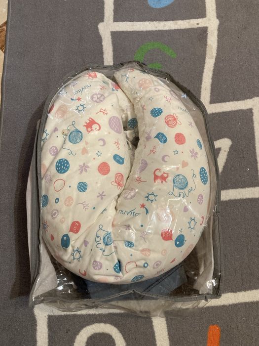 Възглавница за бременност и кърмене Nuvita