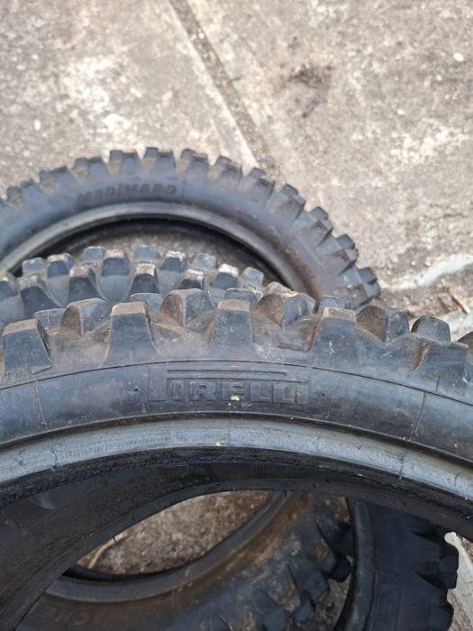 Anvelopa/cauciuc enduro/cross 80/100/21(90/90/21) PIRELLI SCORPION MX 32-dot 2025-NOU!!