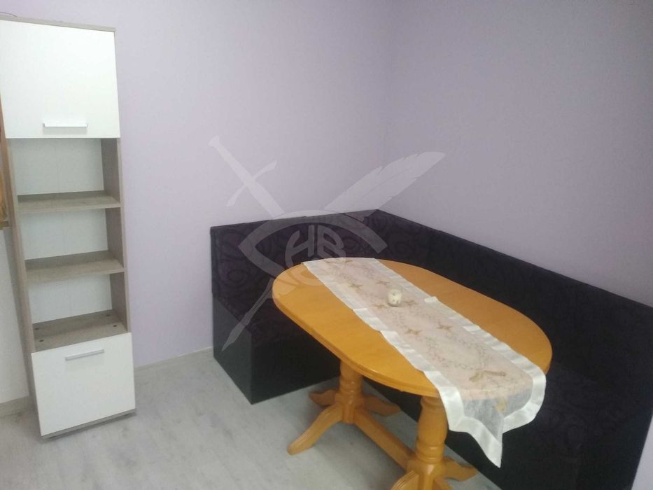 Дава се под наем Двустаен апартамент в Варна, Левски - 45 кв.м за 380 € - Снимка #2