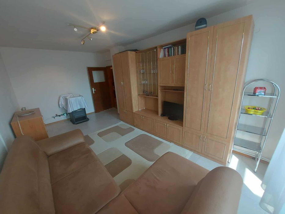 Продава се Тристаен апартамент в Омуртаг - 74 кв.м за 1144 €/кв.м - Снимка #1