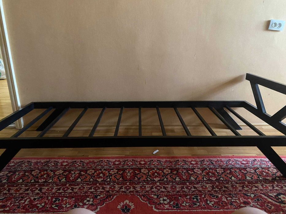 Односпалка кровать