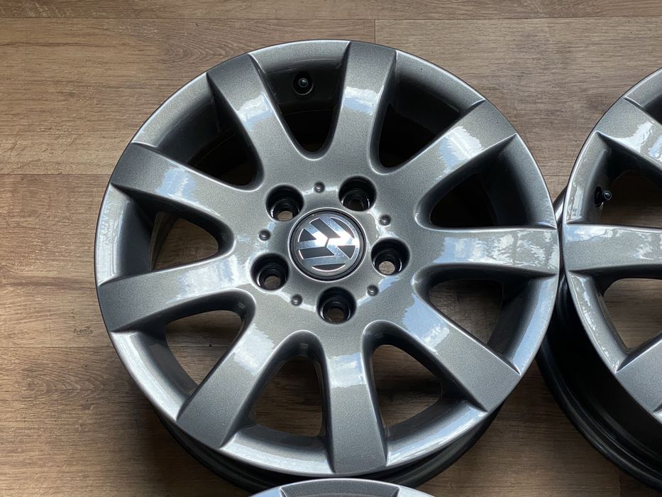 Jante 15 originale vw golf 5 6 7 , touran , jetta , 5x112 , 6.5j et 50