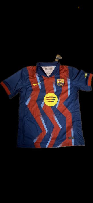 Tricou Raphinia barcelona