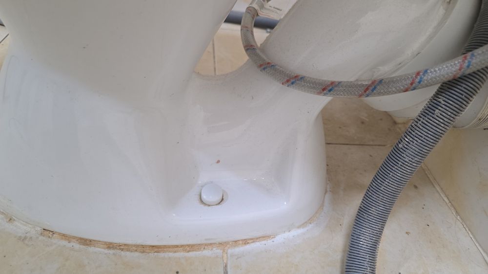 Продам унитаз б/у