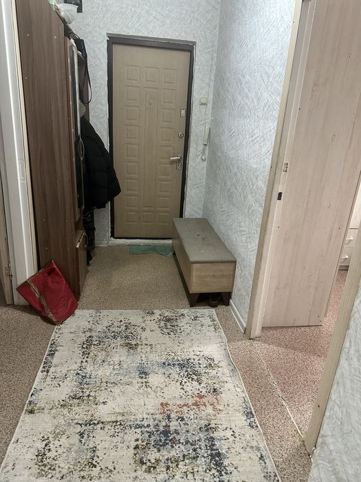 Продам 3комн кв лен пр 2эт рядом есть 15,16 школа Сатпаев за 20млн