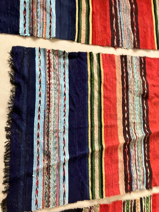 Стари ръчно тъкани черги