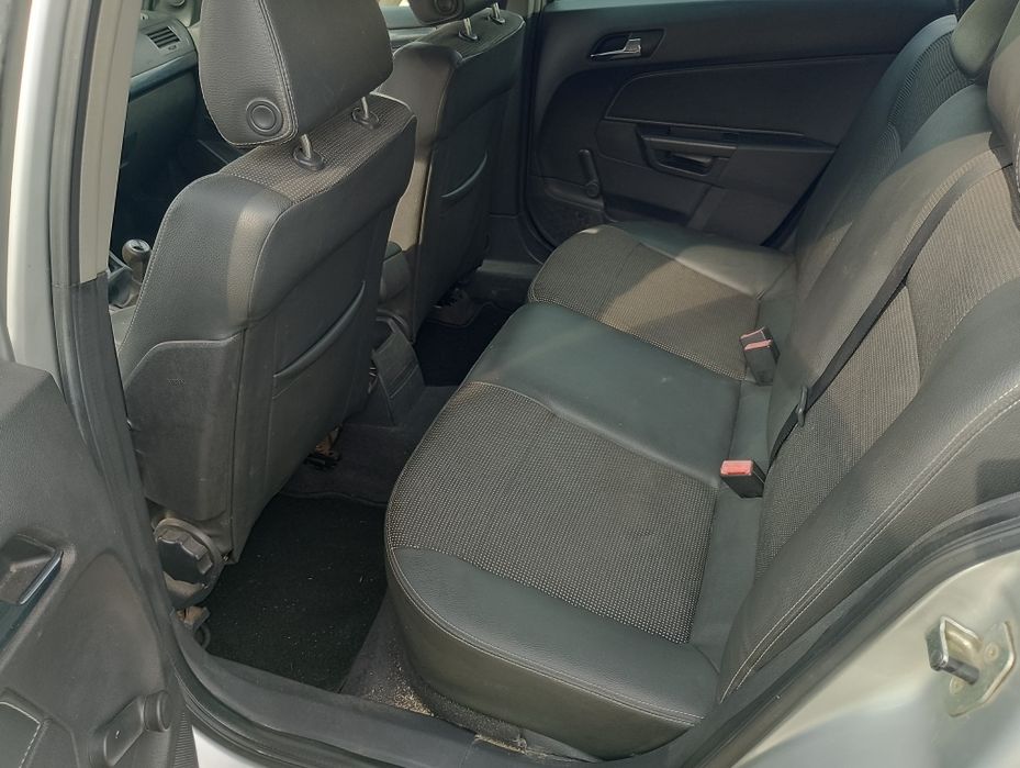 Опел Астра 1.9 CDTI