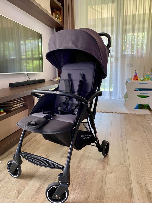 Carucior sport VelvetKids AirHug