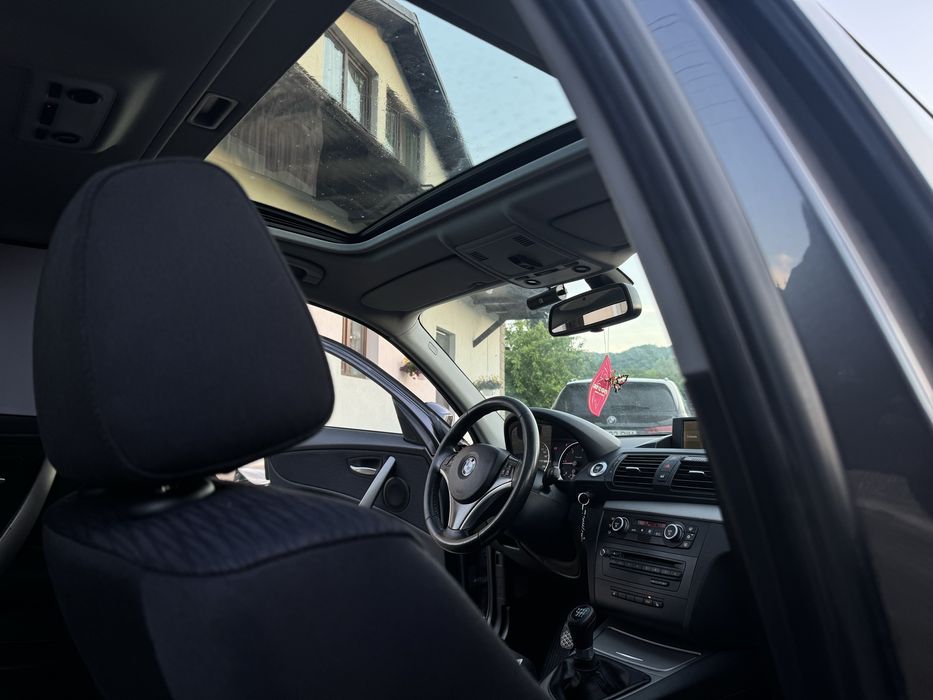 BMW 1 Series 2009 — imagine 3