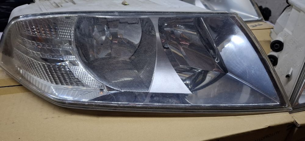 Faruri Skoda Octavia 2